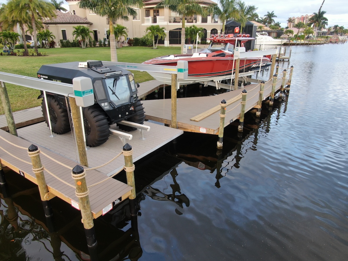 Custom Dock and Boat Lift