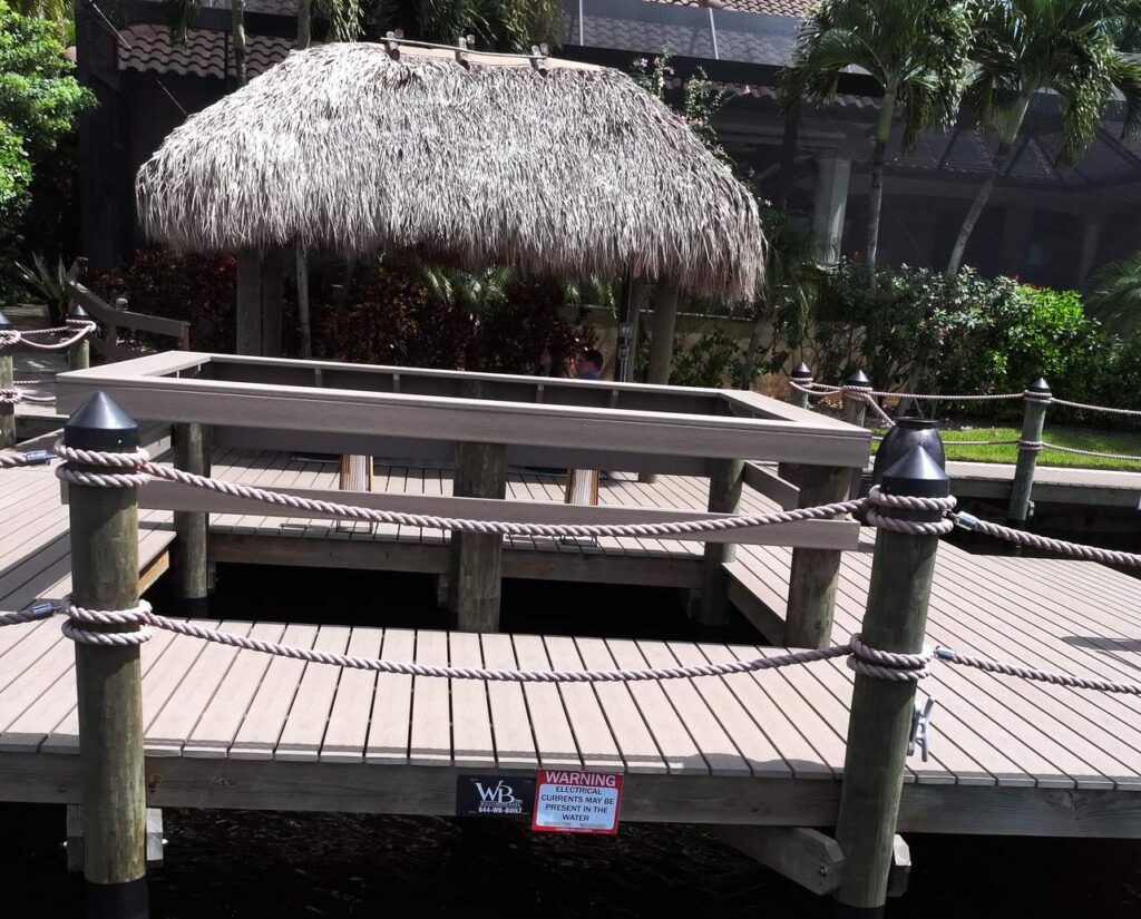 Tiki hut and rope rail on a new WearDeck dock in southwest Cape Coral