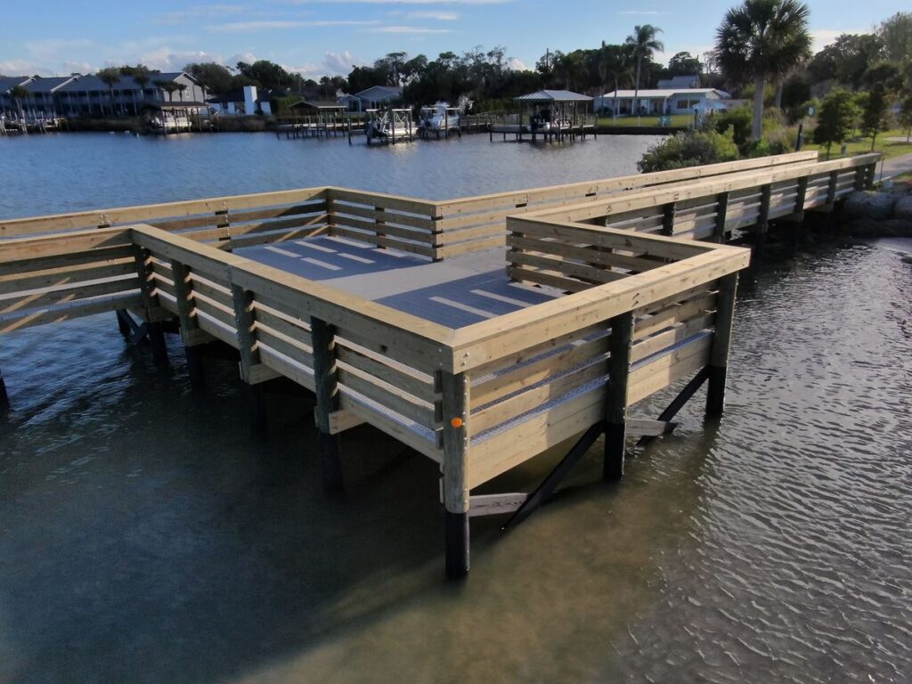 Railings and grated decking on the end platform of the Veterans Memorial Park pier